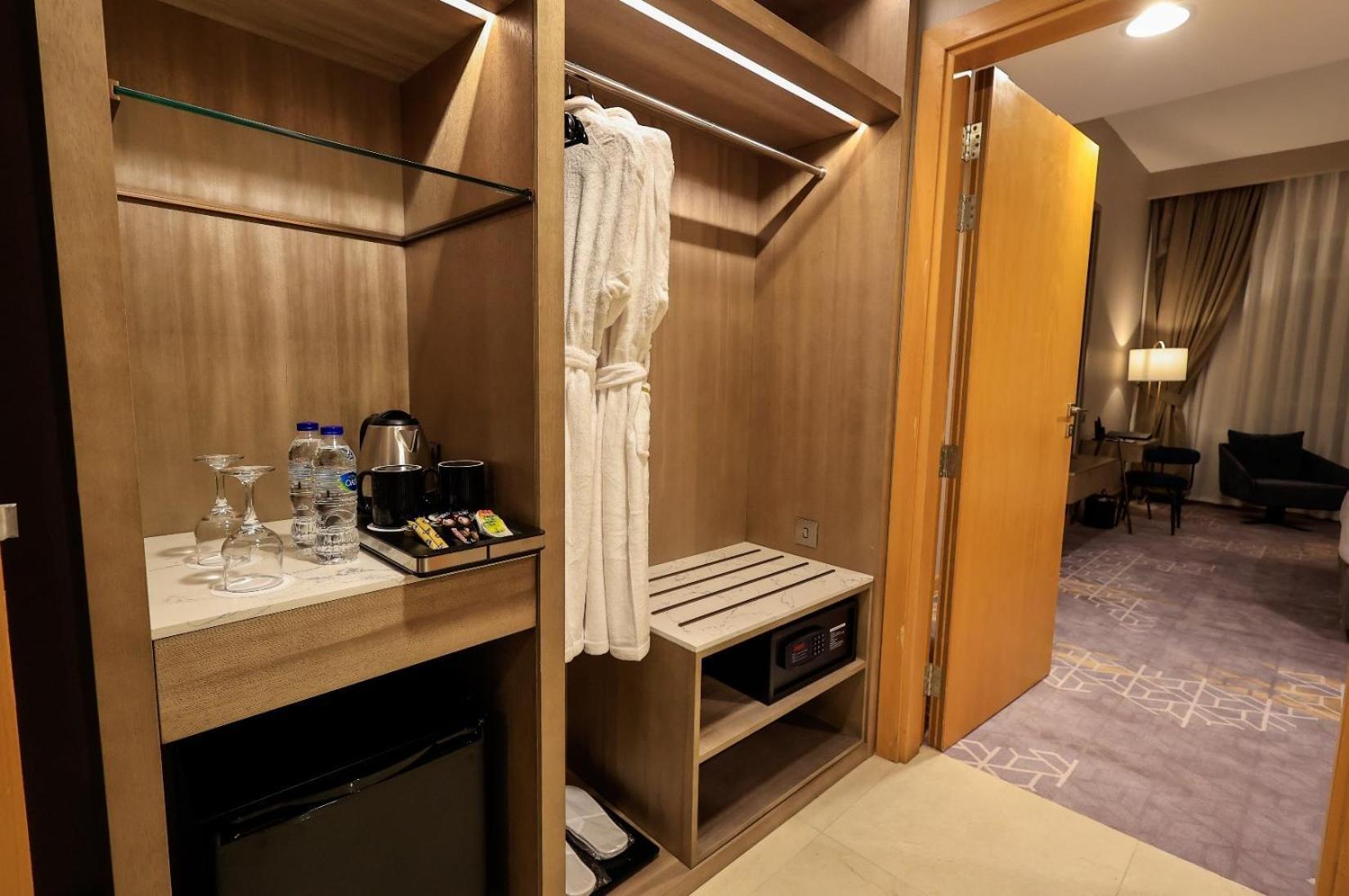 Best Western Premier M Four Hotel Dubai Eksteriør billede
